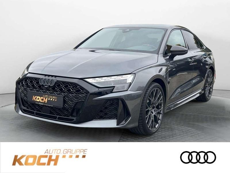 Daytonagrau perleffekt Neu 2025 Audi RS3 Sport Limousine | 72.490 € - Bild 1/4