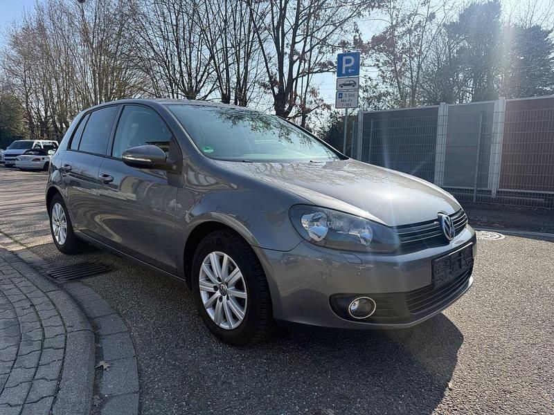 Gebraucht VW Golf VII Move 86 PS (63 kW) 2012 Grau Limousine
