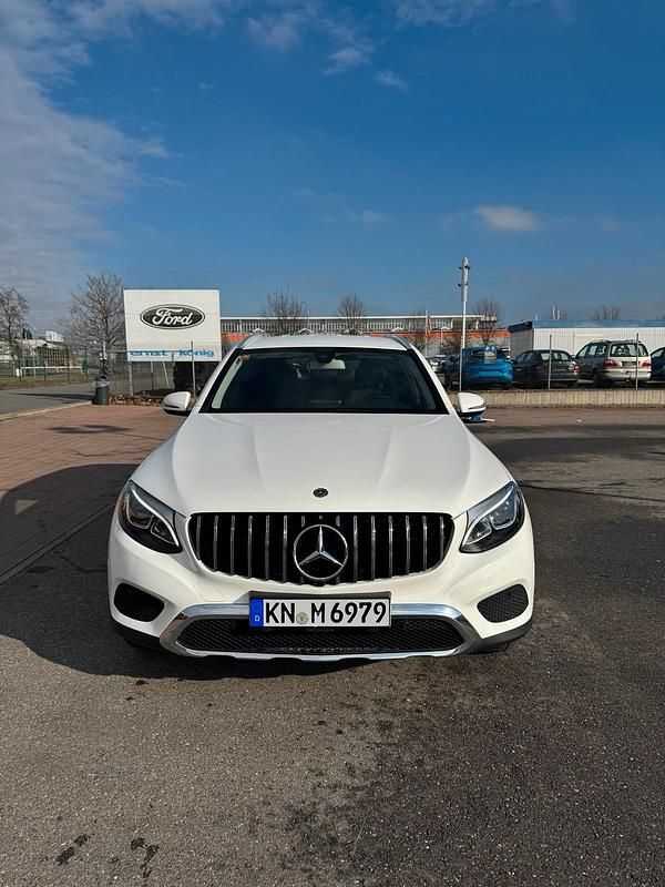 Gebraucht Mercedes GLC220 170 PS (125 kW) 2018 Weiß SUV