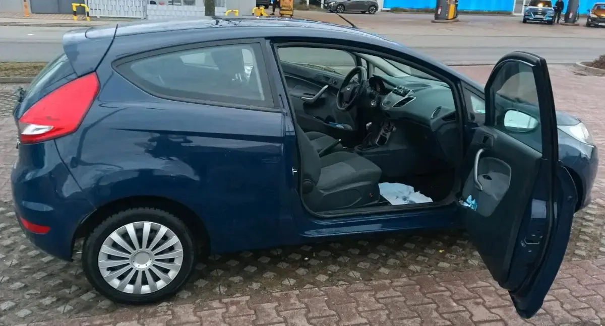 Gebraucht Ford Fiesta 68 PS (50 kW) 2010 Blau Kombi