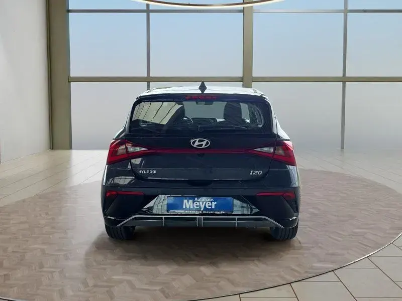 Neu Hyundai i20 90 PS (66 kW) 2026 Aurora grey Kleinwagen