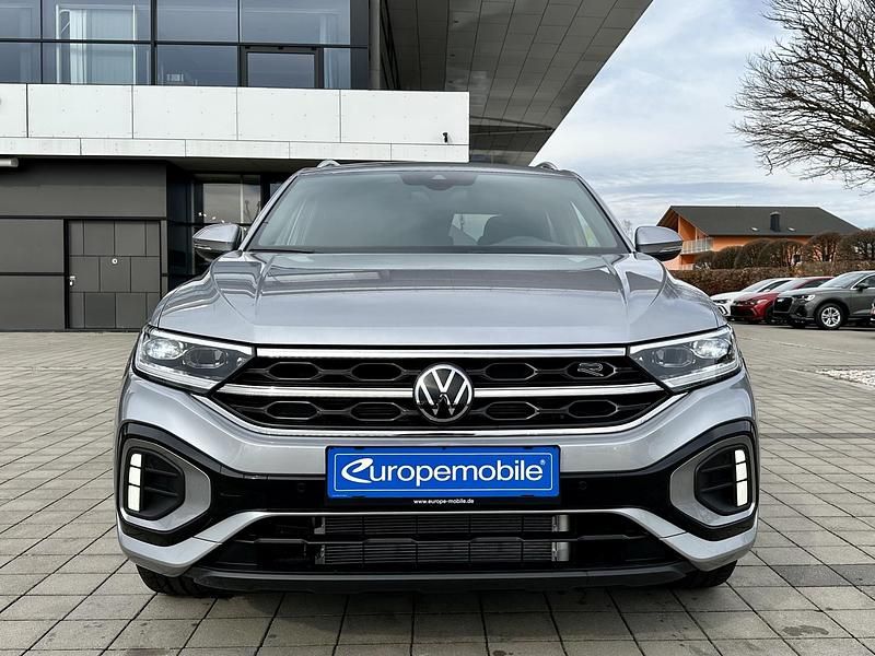 Gebraucht VW T-Roc Pro 150 PS (110 kW) 2023 Pyrit silber metallic/silber SUV