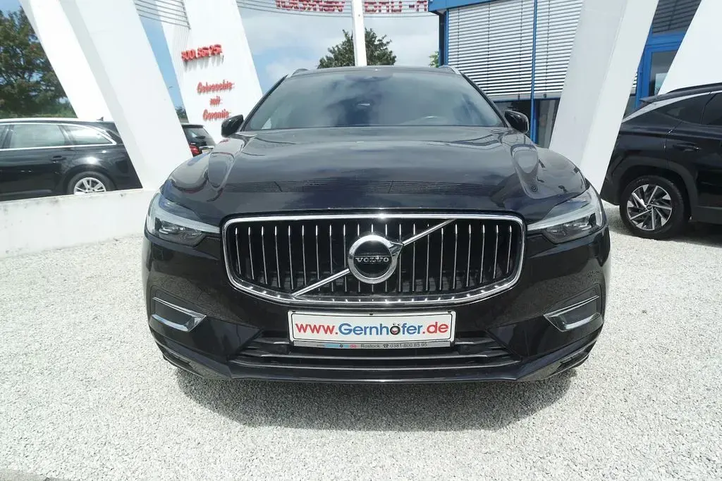 Gebraucht Volvo XC60 Inscription 197 PS (144 kW) 2021 Schwarz SUV