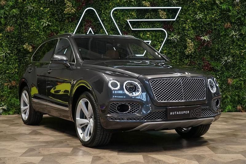 Gebraucht Bentley Bentayga 608 PS (447 kW) 2016 Grau SUV