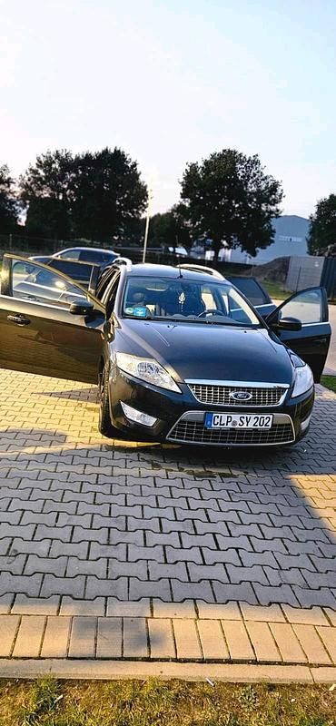 Gebraucht Ford Mondeo 160 PS (117 kW) 2009 Grau Kombi