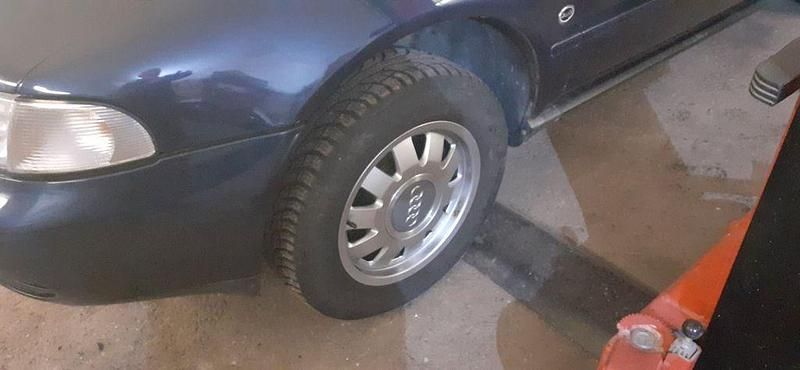 Gebraucht Audi A4 101 PS (74 kW) 1995 Blau Limousine