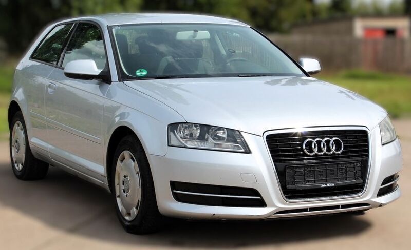 Silber Gebraucht 2011 Audi A3 Attraction Kleinwagen | 3.290 € (Superpreis) - Bild 1/4