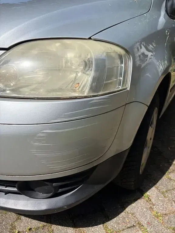 Gebraucht VW Fox 54 PS (39 kW) 2005 Silber Kleinwagen