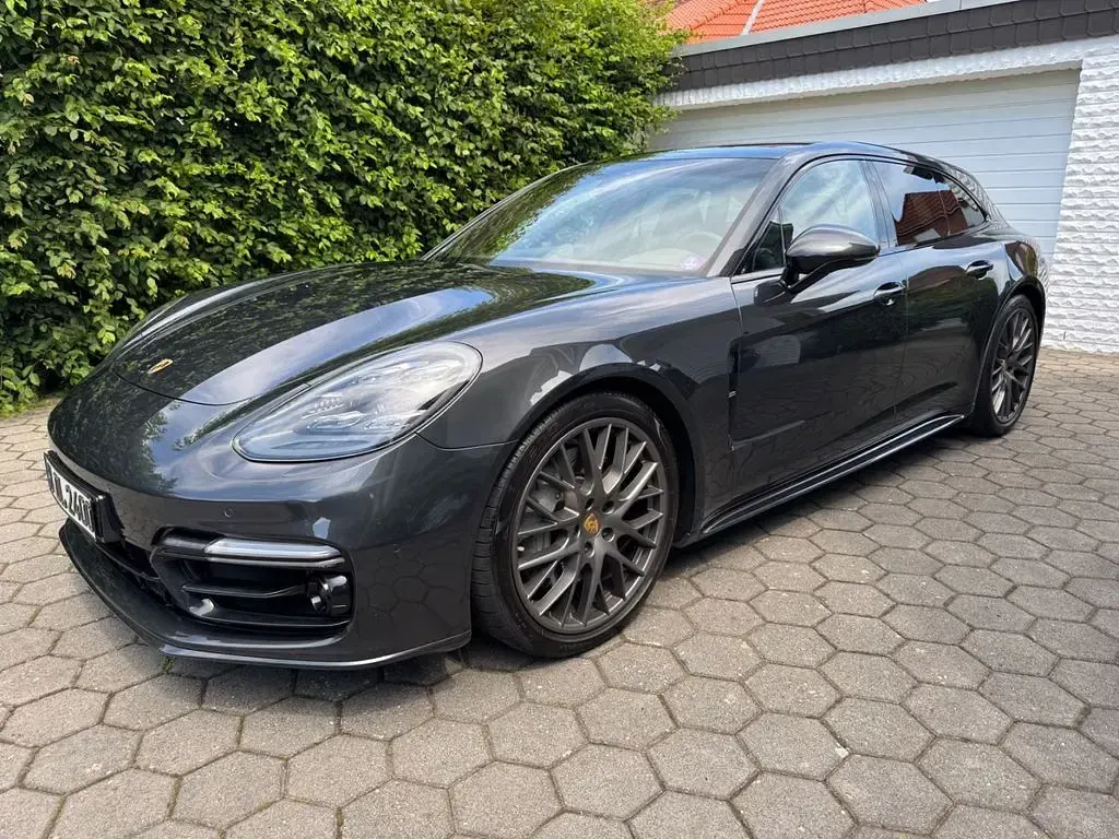 Gebraucht Porsche Panamera 4S 441 PS (324 kW) 2017 Grau Kleinwagen