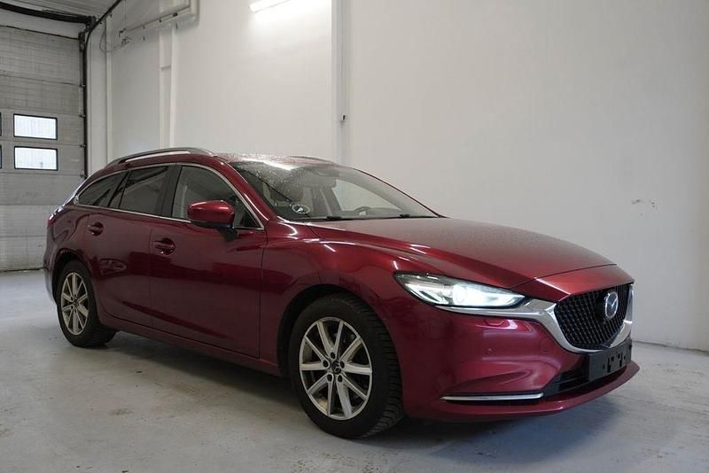 Gebraucht Mazda 6 Touring 150 PS (110 kW) 2018 Rot Limousine