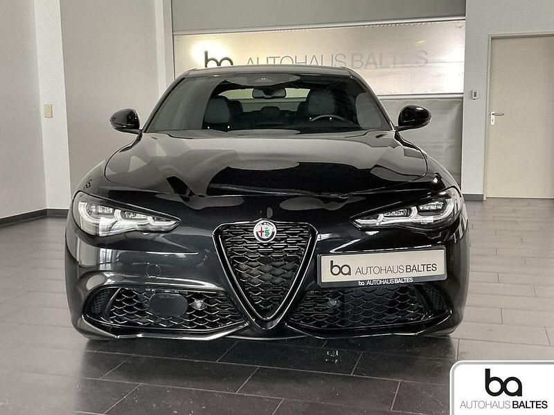 Gebraucht Alfa Romeo Giulia Veloce 280 PS (205 kW) 2025 Nero vulcano met. (metallic) Limousine