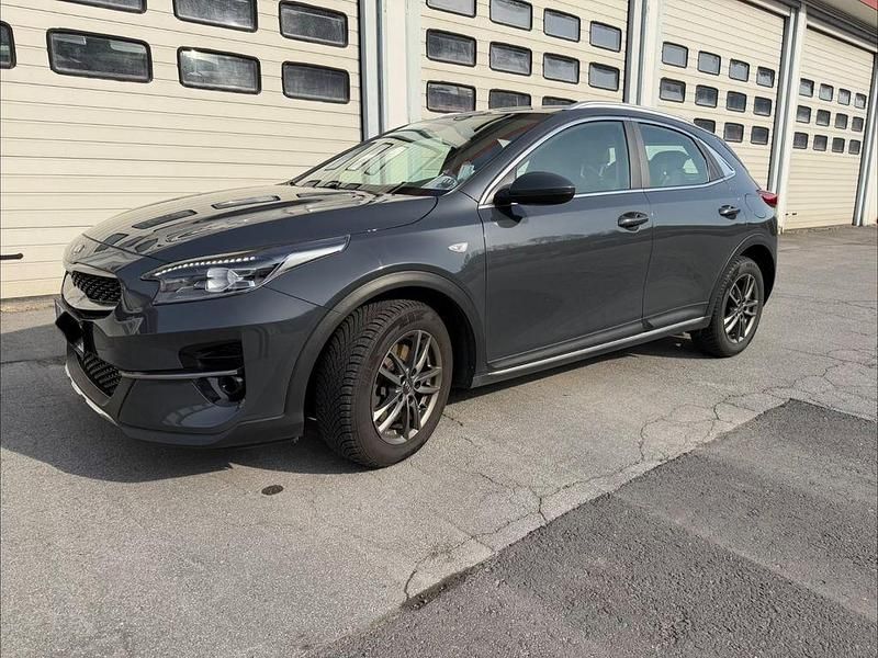Gebraucht Kia XCeed Vision 140 PS (102 kW) 2020 Grau SUV