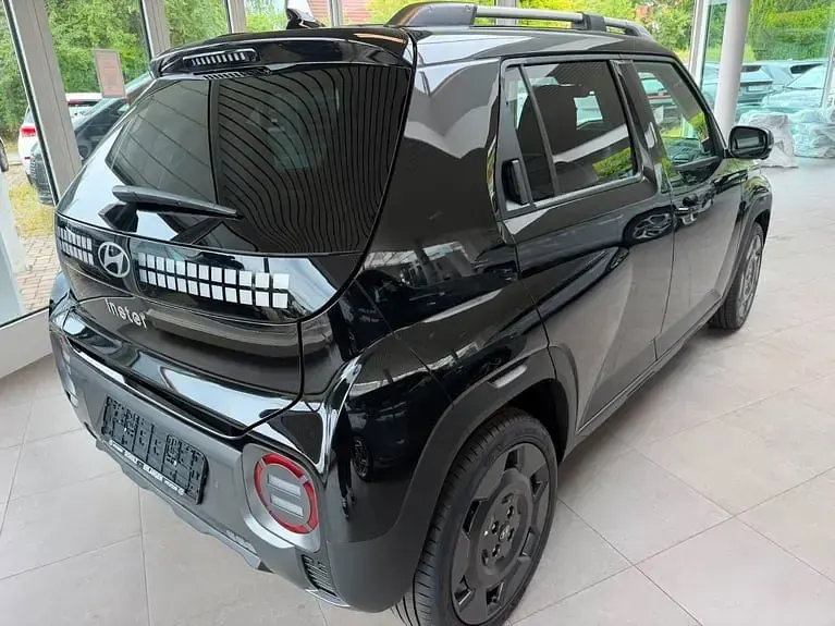 Neu Hyundai Inster 85 kW (116 PS) 2026 Abyss black Kleinwagen