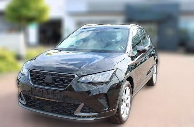 Schwarz metallic Gebraucht 2024 Seat Arona FR SUV | 24.240 € (Fairer Preis) - Bild 1/1