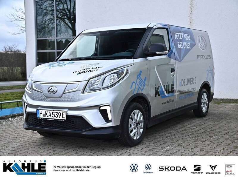 Silber Gebraucht 2024 Maxus eDeliver 3 Van | 27.950 € - Bild 1/4