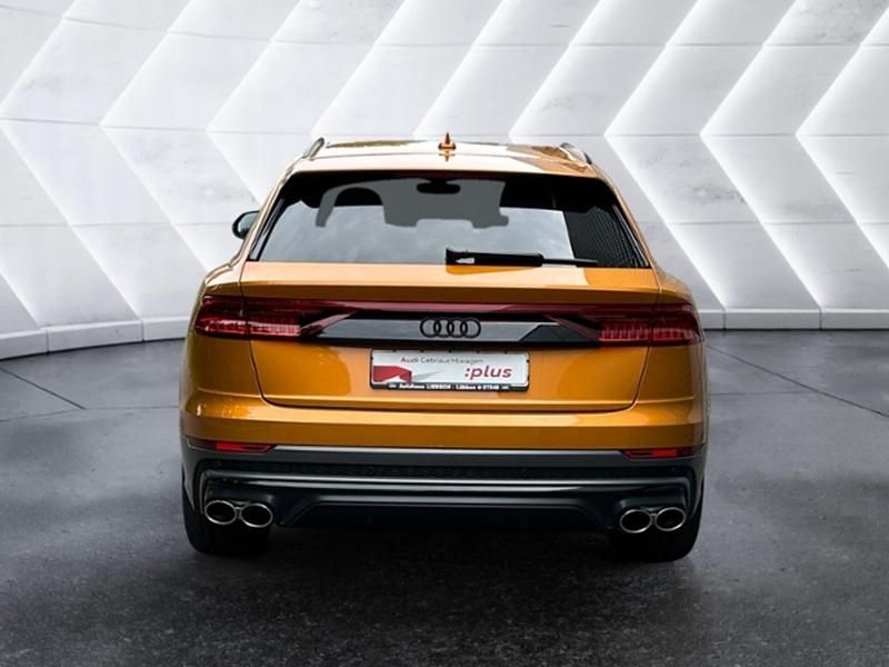 Gebraucht Audi SQ8 Sport 507 PS (372 kW) 2022 Drachenorange metallic SUV