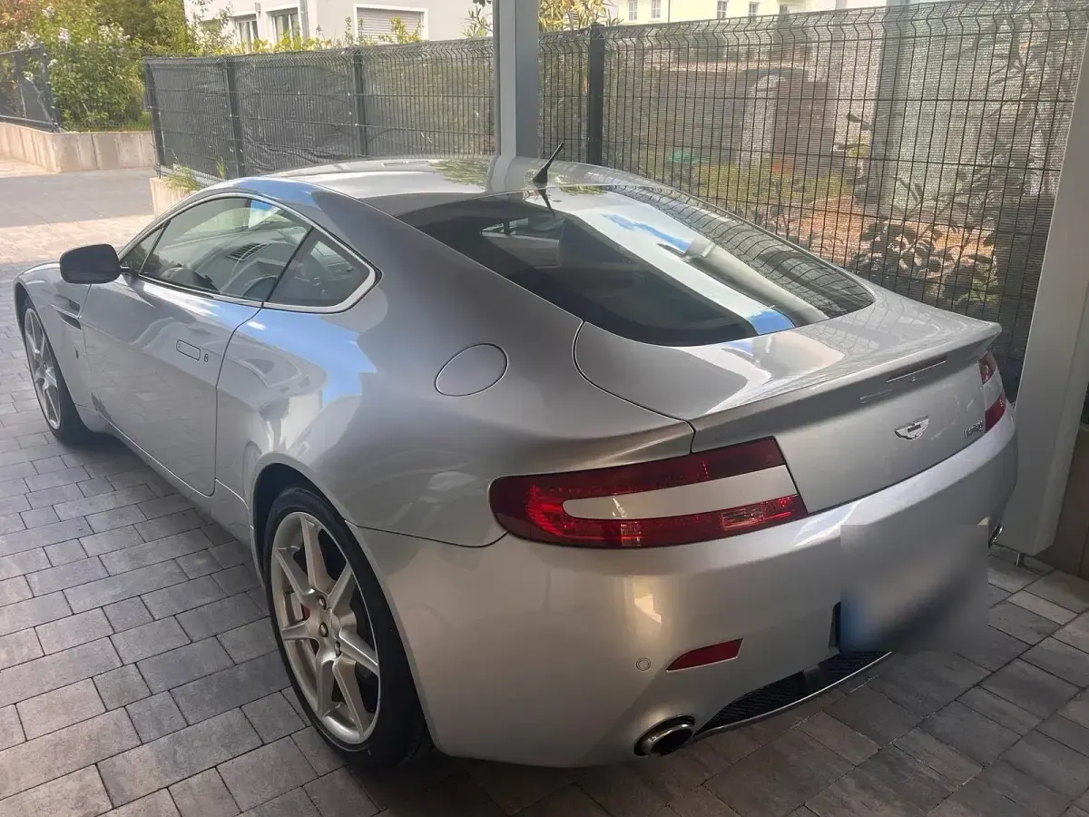 Gebraucht Aston Martin V8 Vantage 385 PS (283 kW) 2007 Silber Coupé