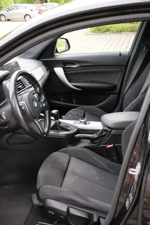 Gebraucht BMW 120 M Sport 184 PS (135 kW) 2017 Schwarz Limousine