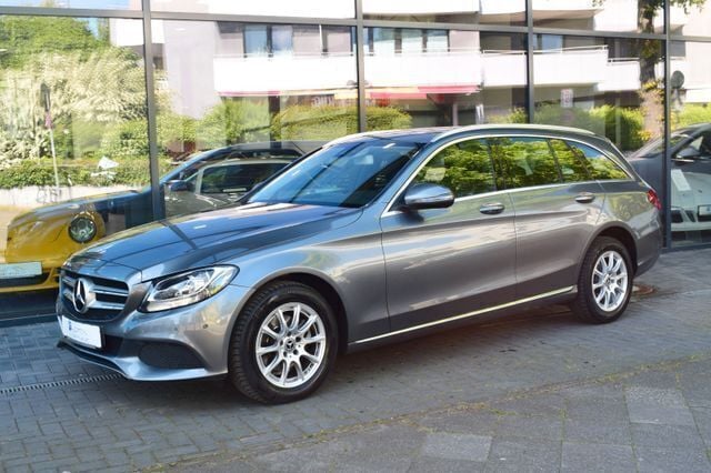 Andere Gebraucht 2018 Mercedes C180 Avantgarde Limousine | 15.799 € (Superpreis) - Bild 1/3