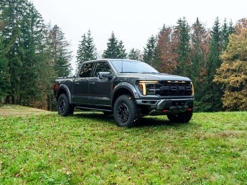 Gebraucht Ford F-150 Raptor 721 PS (530 kW) 2024 Shadow black Pickup