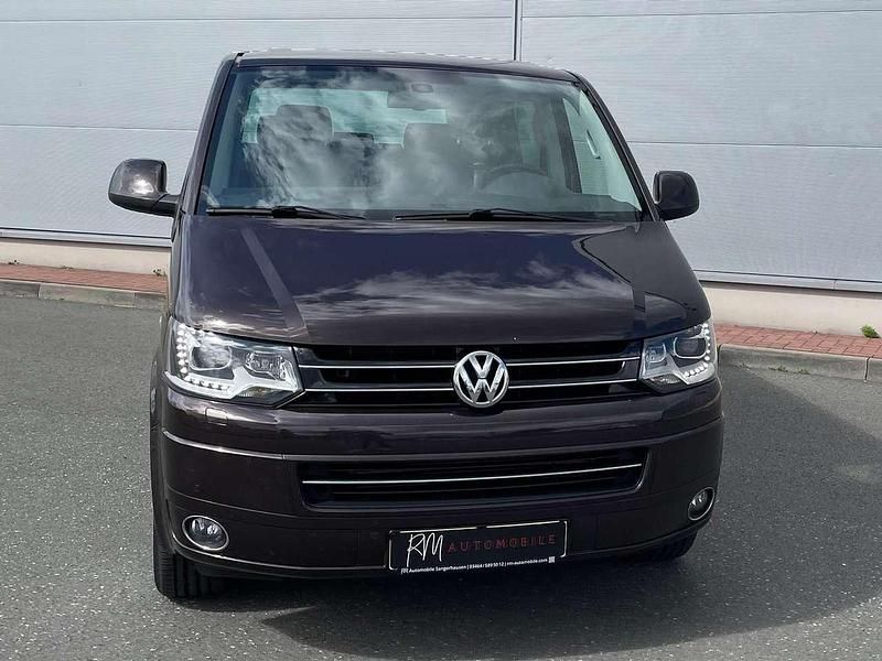 Gebraucht VW Multivan Highline 179 PS (131 kW) 2013 Dark wood perleffekt Van