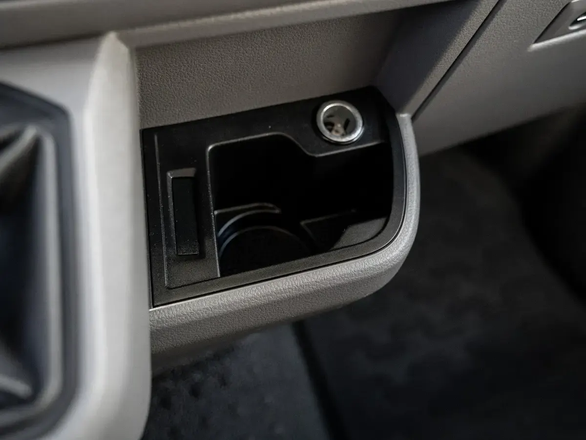 Używany VW Transporter 150 KM (110 kW) 2021 Biały Van