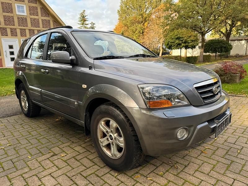 Silber Gebraucht 2007 Kia Sorento SUV | 6.900 € - Bild 1/4