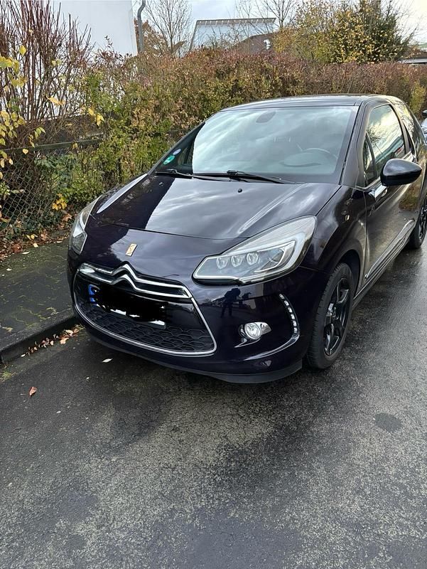 Gebraucht Citroën DS3 110 PS (80 kW) 2015 Schwarz Kleinwagen