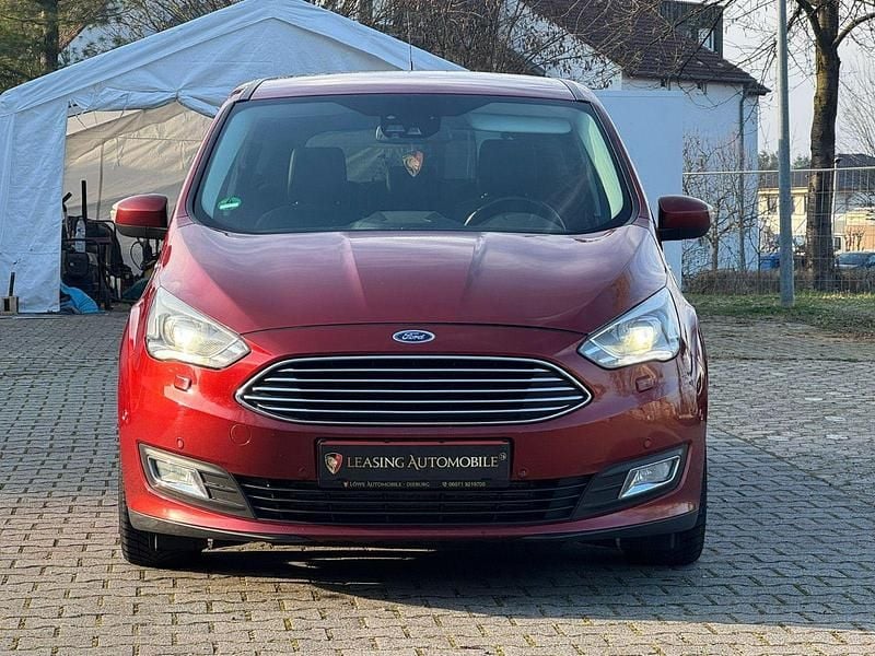 Gebraucht Ford C-MAX Titanium 150 PS (110 kW) 2017 Rot Van / Kleinbus