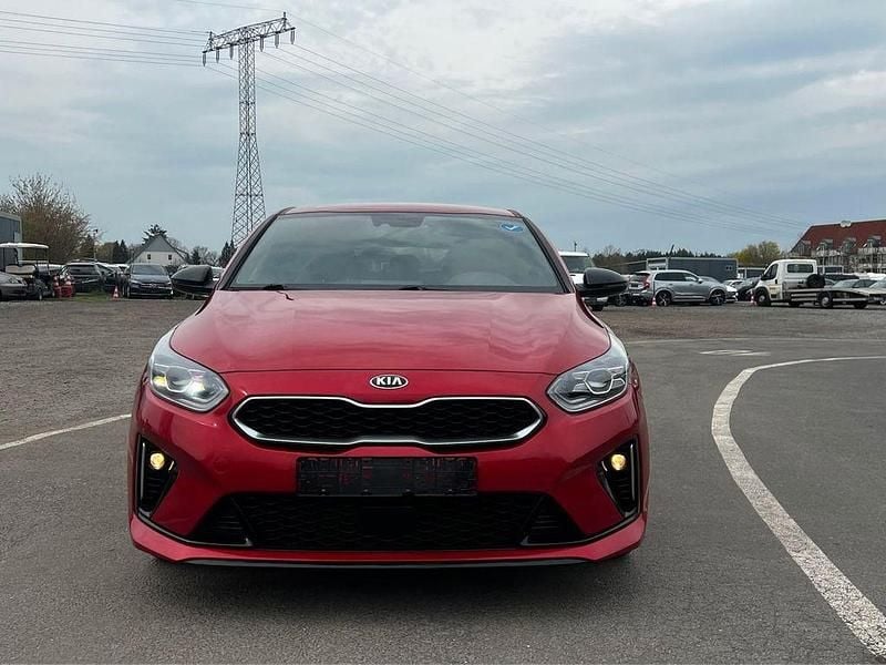 Gebraucht Kia ProCeed GT GT-Line 160 PS (117 kW) 2021 Rot Kleinwagen
