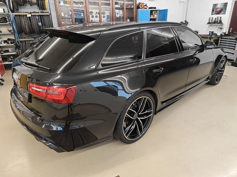 Gebraucht Audi RS6 Ambiente 560 PS (411 kW) 2013 Schwarz Kombi