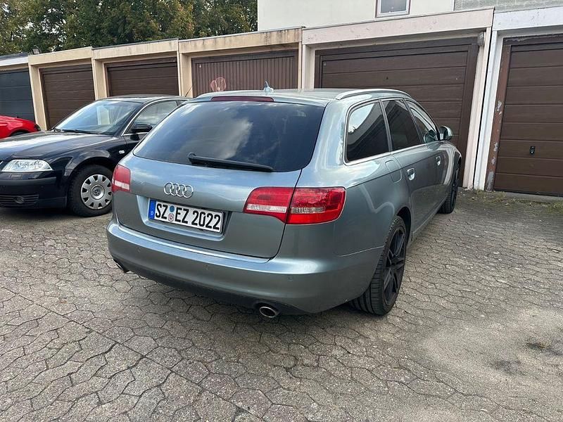 Gebraucht Audi A6 Ambiente 239 PS (175 kW) 2010 Grau Kombi