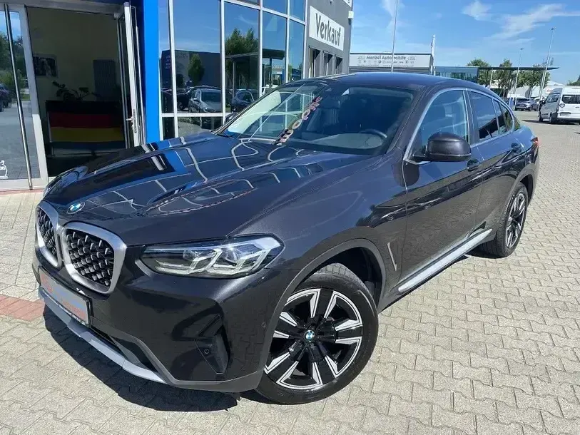Gebraucht BMW X4 Performance 184 PS (135 kW) 2022 Grau SUV