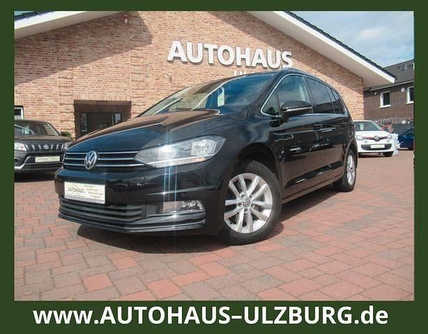 Schwarz Gebraucht 2016 VW Touran Comfortline Van / Kleinbus | 15.900 € (Teuer) - Bild 1/4