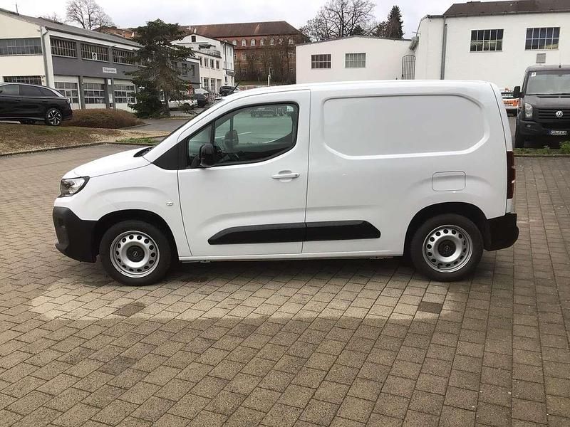 Gebraucht Opel Combo 102 PS (75 kW) 2024 Weiß icy Van / Kleinbus