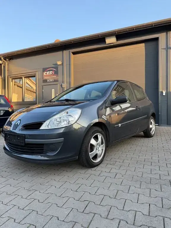 Gebraucht Renault Clio Authentique 75 PS (55 kW) 2007 Grau