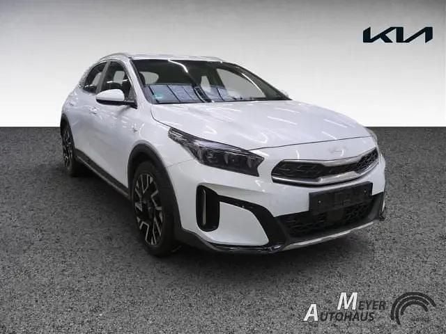 Używany Kia XCeed Vision 140 KM (102 kW) 2025 Biały SUV