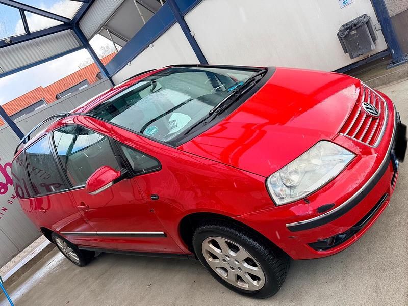 Gebraucht VW Sharan 131 PS (96 kW) 2005 Rot Van / Kleinbus