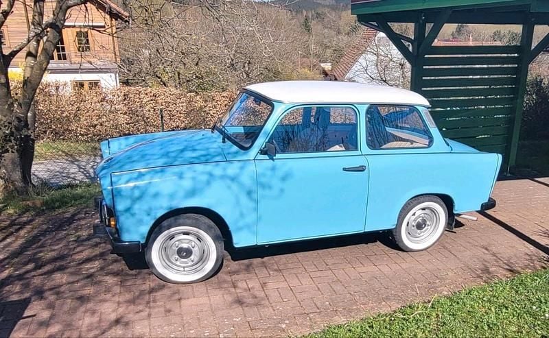 Blau Gebraucht 1987 Trabant 601 Kleinwagen | 6.500 € - Bild 1/4