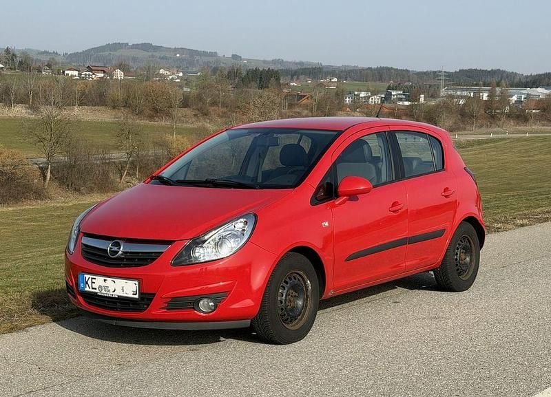 Gebraucht Opel Corsa Innovation 80 PS (58 kW) 2009 Rot Kleinwagen