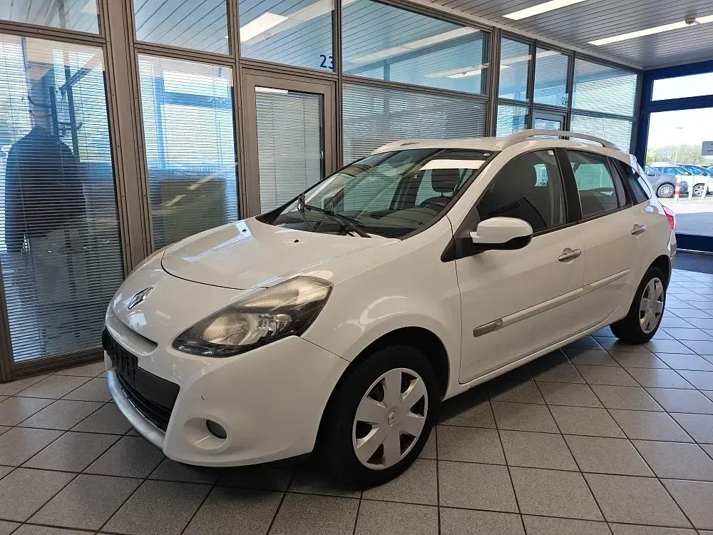 Gebraucht Renault Clio 75 PS (55 kW) 2012 Weiß Limousine
