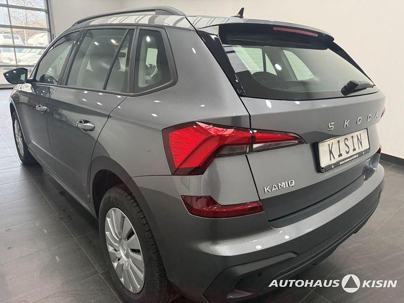 Gebraucht Skoda Kamiq Essence 95 PS (69 kW) 2024 Grau SUV