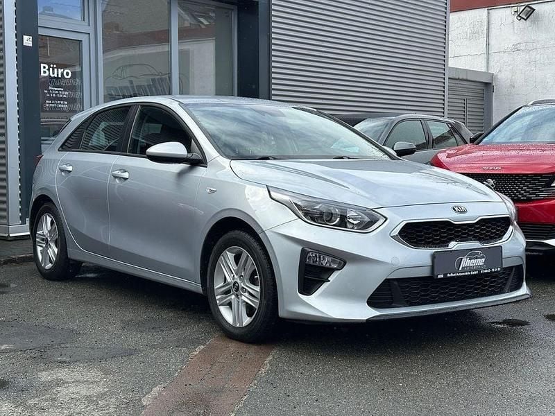 Gebraucht Kia Ceed Attract 99 PS (72 kW) 2019 Grau Kleinwagen