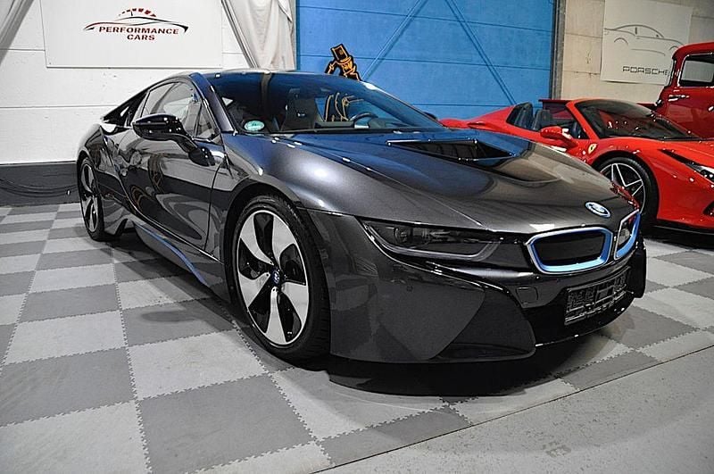Gebraucht BMW i8 Pure Impulse 362 PS (266 kW) 2014 Grau Coupé