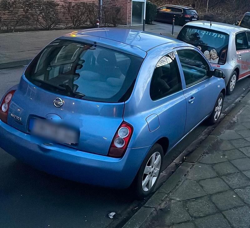 Blau Gebraucht 2003 Nissan Micra Kleinwagen | 1.750 € (Fairer Preis) - Bild 1/2