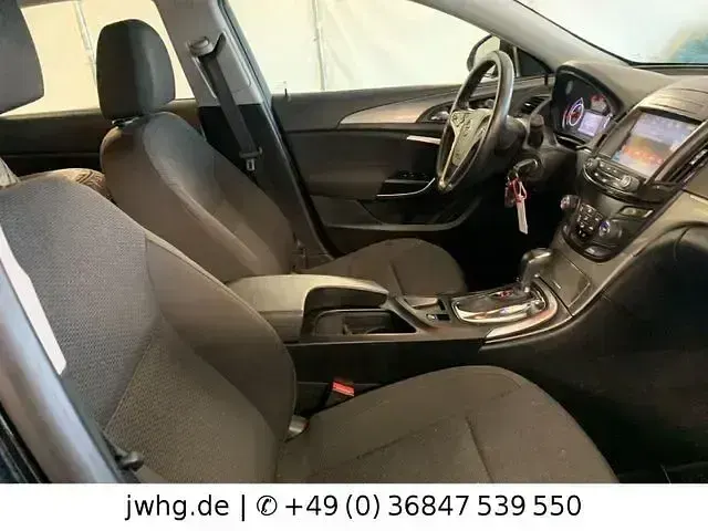 Gebraucht Opel Insignia Edition 136 PS (100 kW) 2015 Schwarz Kombi