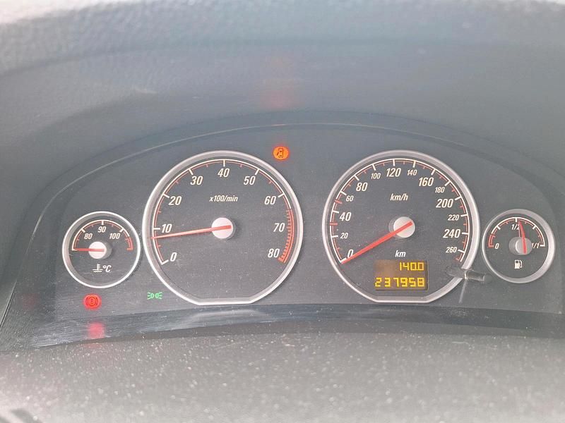 Gebraucht Opel Vectra 155 PS (114 kW) 2006 Silber Kombi