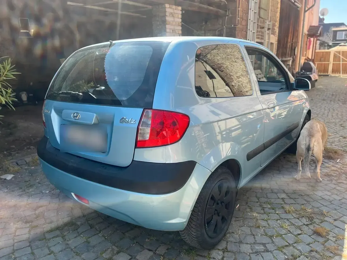 Second-hand Hyundai Getz 97 CP (71 kW) 2007 Albastru Hatchback