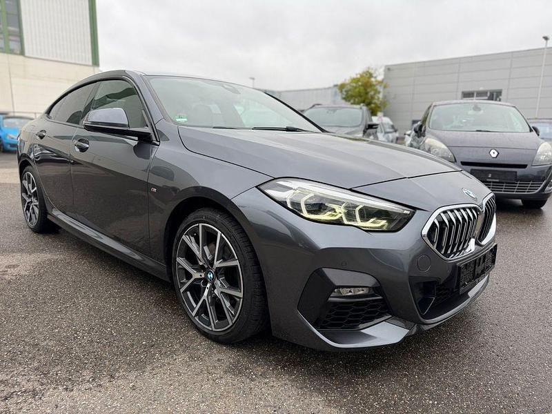 Grau Gebraucht 2021 BMW 218 M Sport Coupé | 22.500 € (Fairer Preis) - Bild 1/4