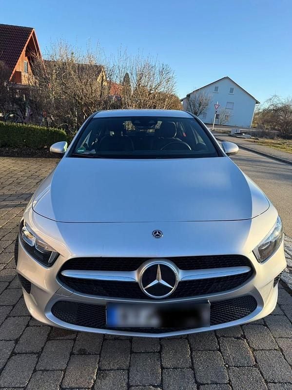 Gebraucht Mercedes A220 190 PS (139 kW) 2019 Silber Limousine